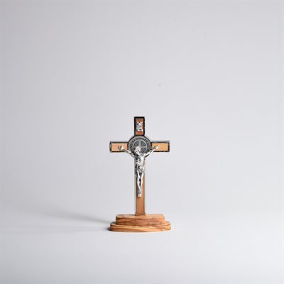 Crucifix St-Benoît sur base