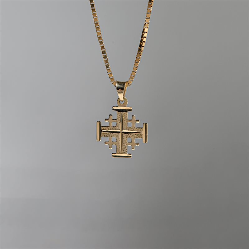 Croix de Jérusalem en or de 14 carats, 1.3g, 1.7cm